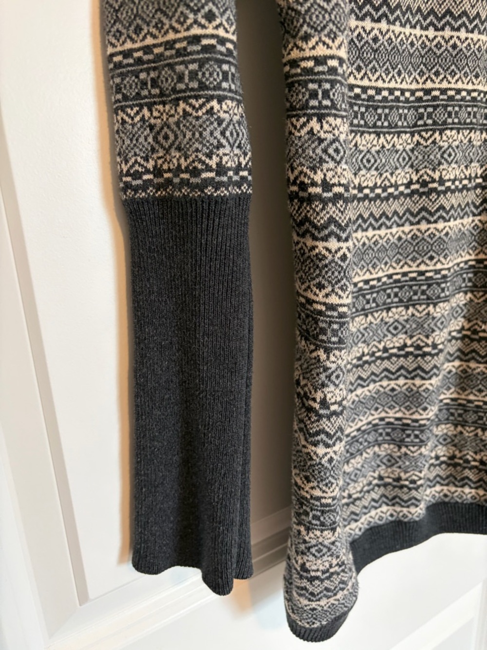 The Roots Canada Cabin Knit Sweater in Gray - Picture 3 of 6